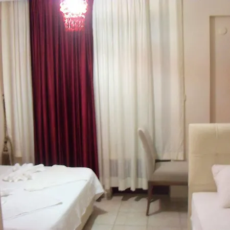 מלון Caria Premium 3*