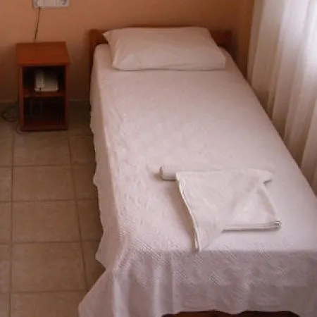 מלון Caria Premium דליאן